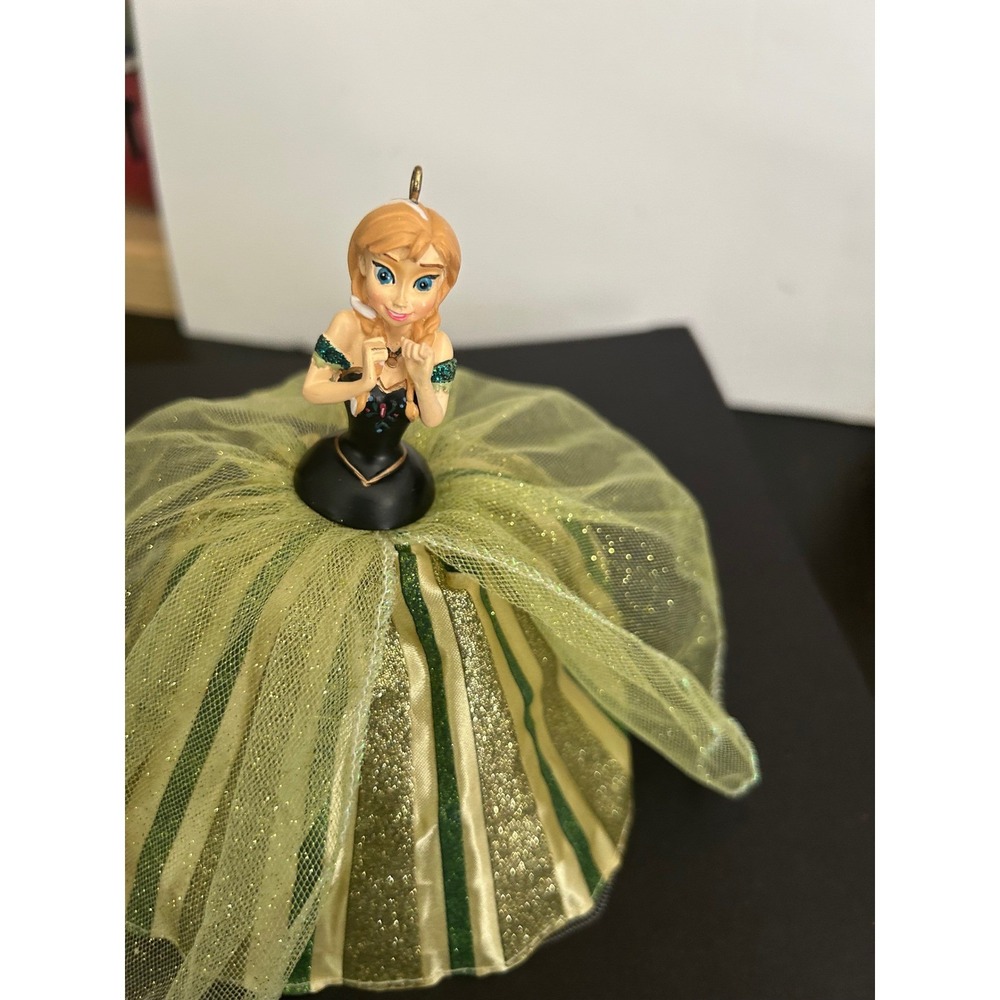 Ornament Holiday Green Disney Frozen Anna Coronation Gown Tulle Skirt Disney